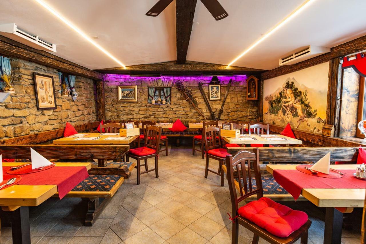 Party Hotel Taverne Obertauern Exterior foto